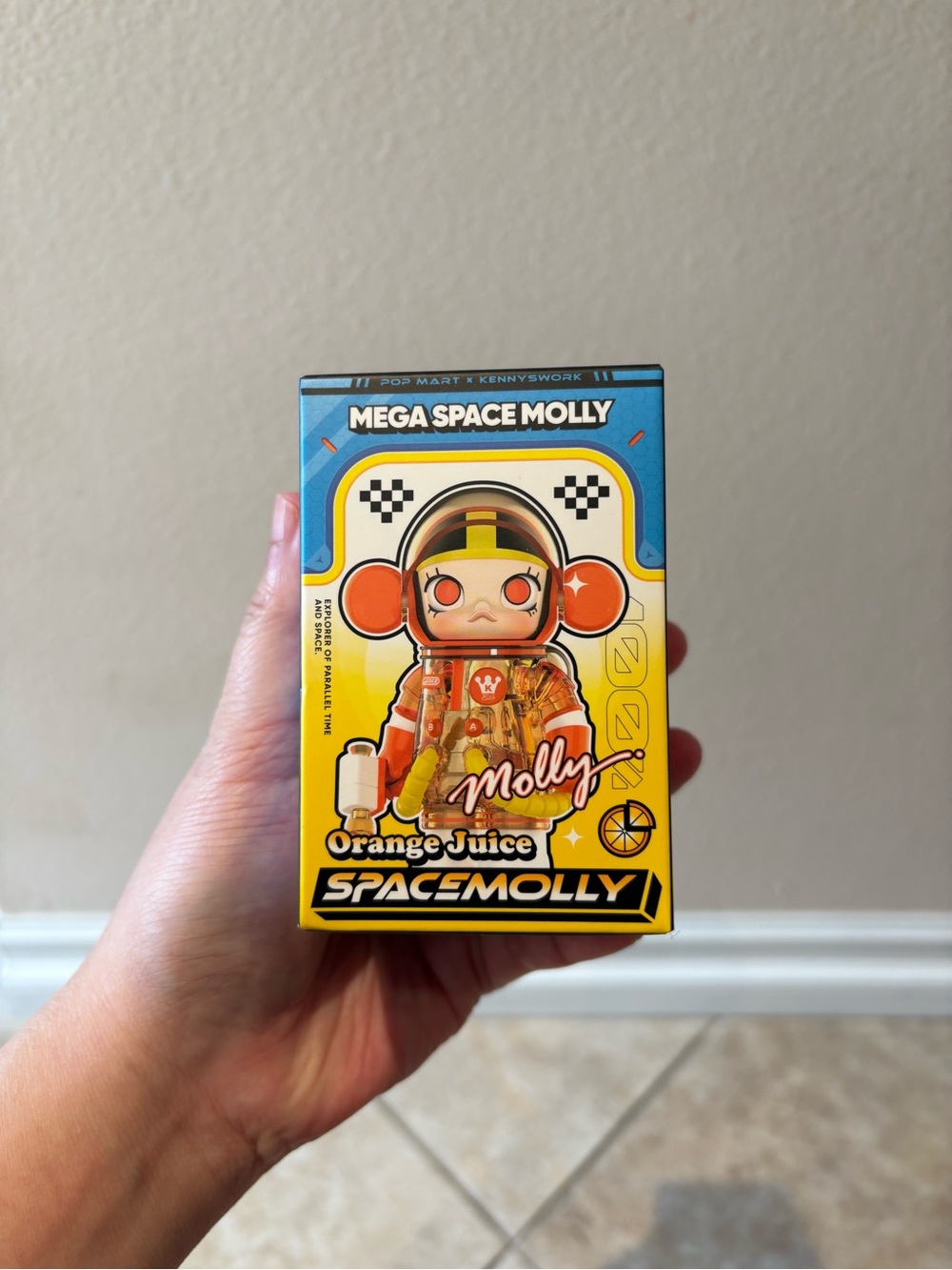 Mega Space Molly 100% Series4 blind box.